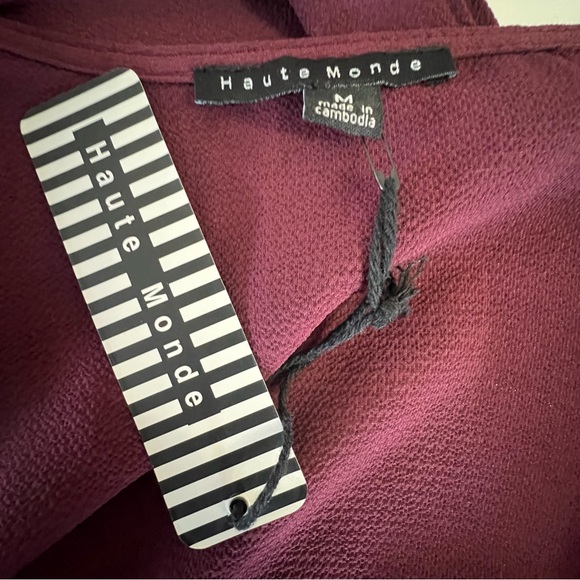 NWT Women maroon cover up size medium - Picture 2 of 2